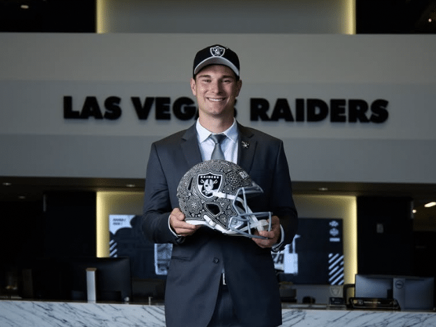 Las Vegas Raiders A- Las Vegas Raiders
