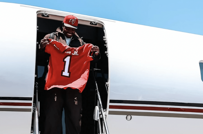 Tampa Bay Buccaneers A- Tampa Bay Buccaneers