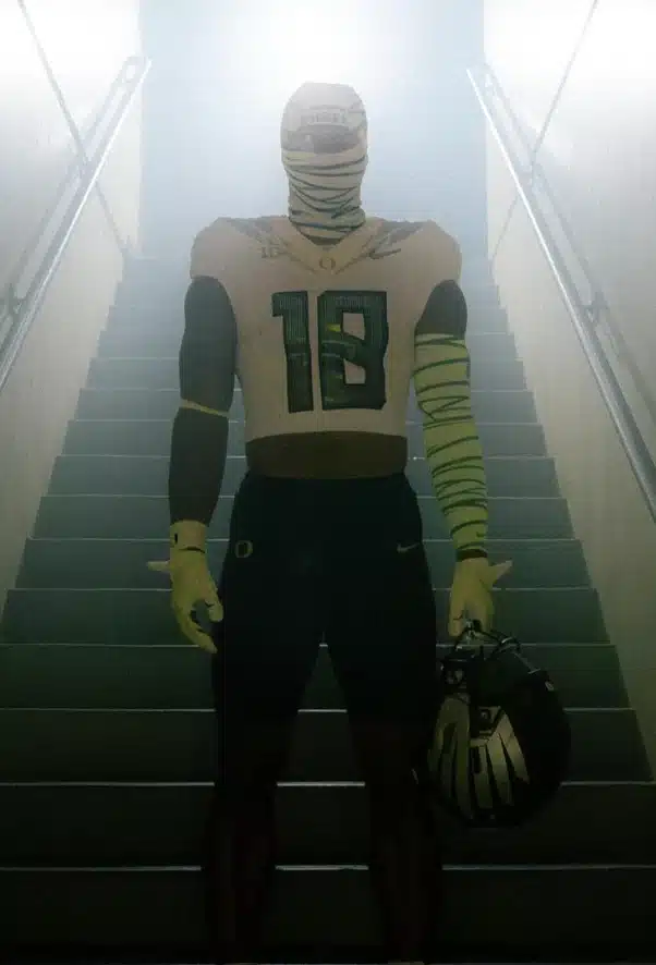 Tampa Bay Buccaneers- Kenyon Sadiq, TE, Oregon Kenyon Sadiq
